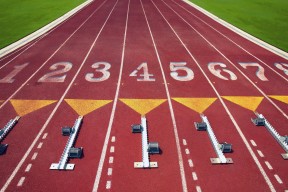 奥卡拉汉决赛表现引发热议，奥卡卡拉拉